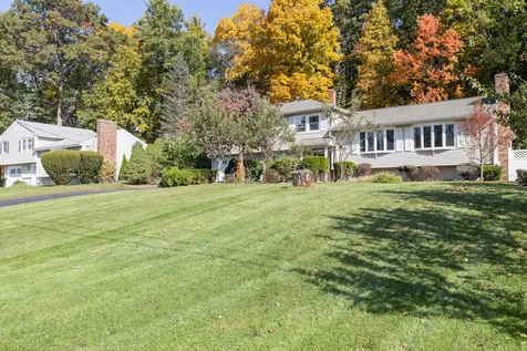 35 Cole Street Salem NH 03079