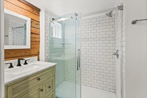 947 Boynton Road Londonderry VT 05148