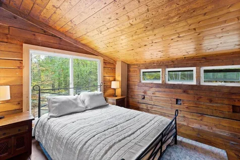 947 Boynton Road Londonderry VT 05148