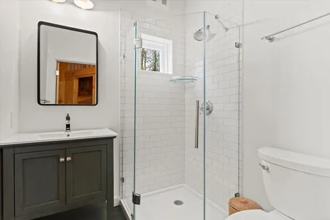 947 Boynton Road Londonderry VT 05148