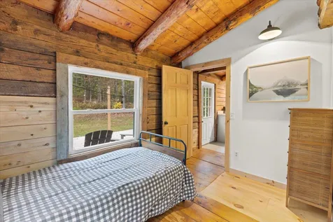 947 Boynton Road Londonderry VT 05148