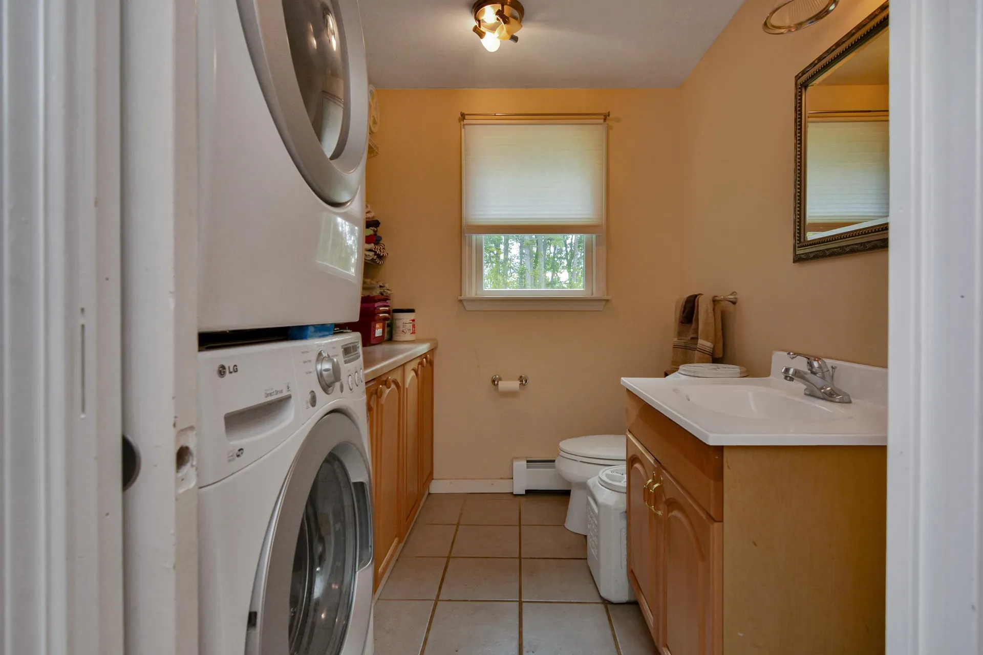 31 Wilshire Drive Londonderry NH 03053
