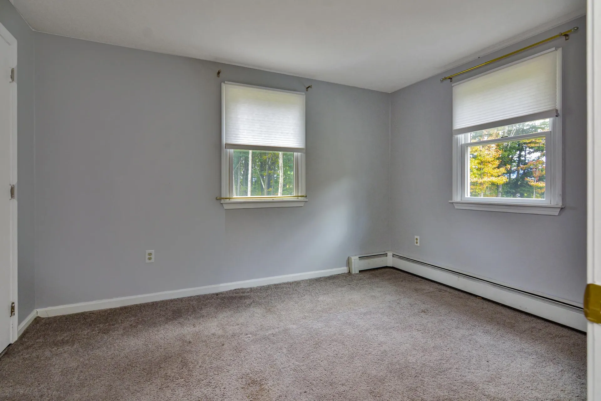 31 Wilshire Drive Londonderry NH 03053