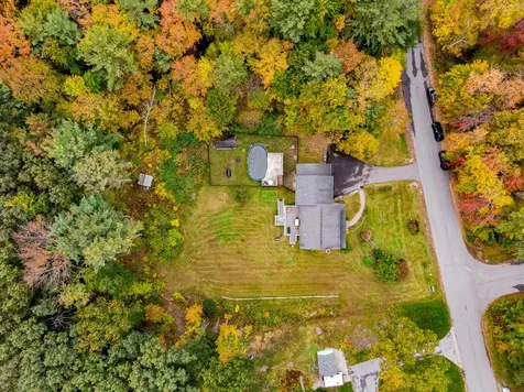 31 Wilshire Drive Londonderry NH 03053