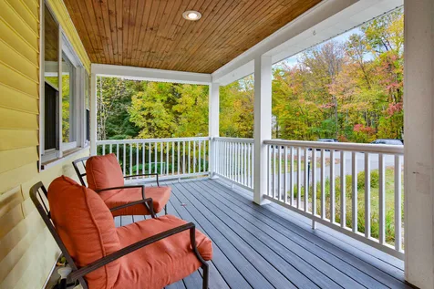 31 Wilshire Drive Londonderry NH 03053