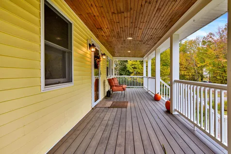 31 Wilshire Drive Londonderry NH 03053