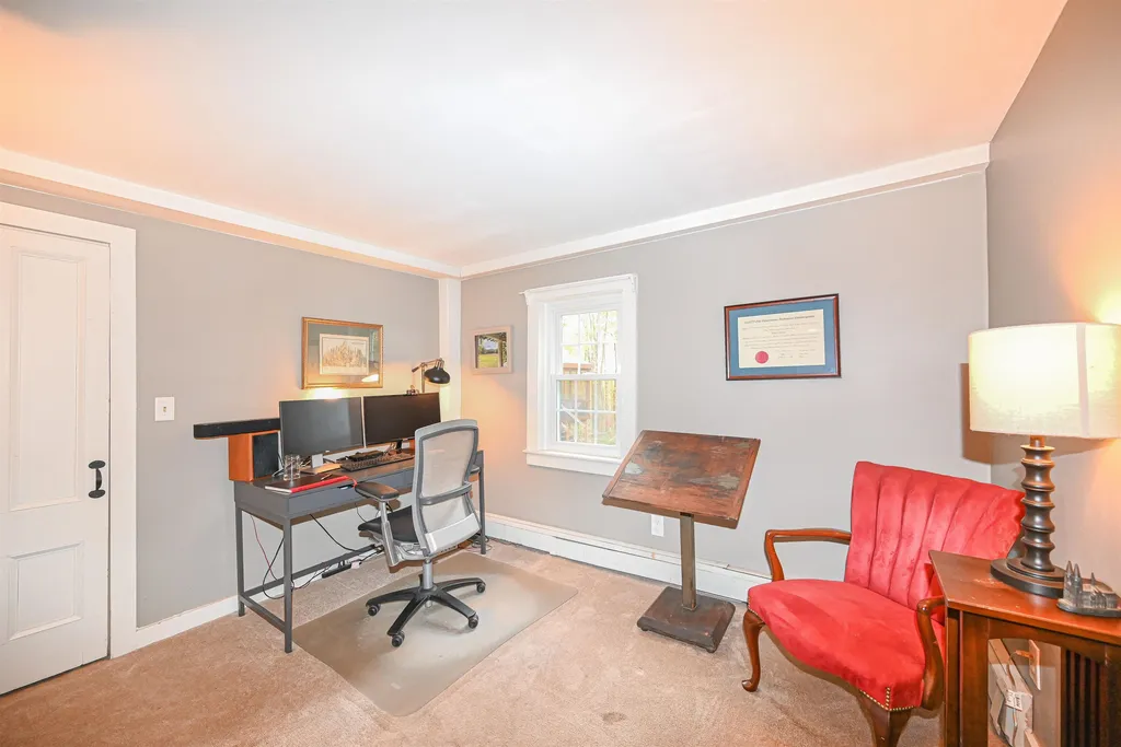 17 Lewis Road New Boston NH 03070