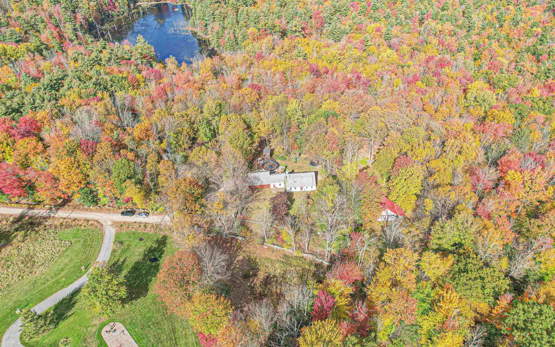 17 Lewis Road New Boston NH 03070