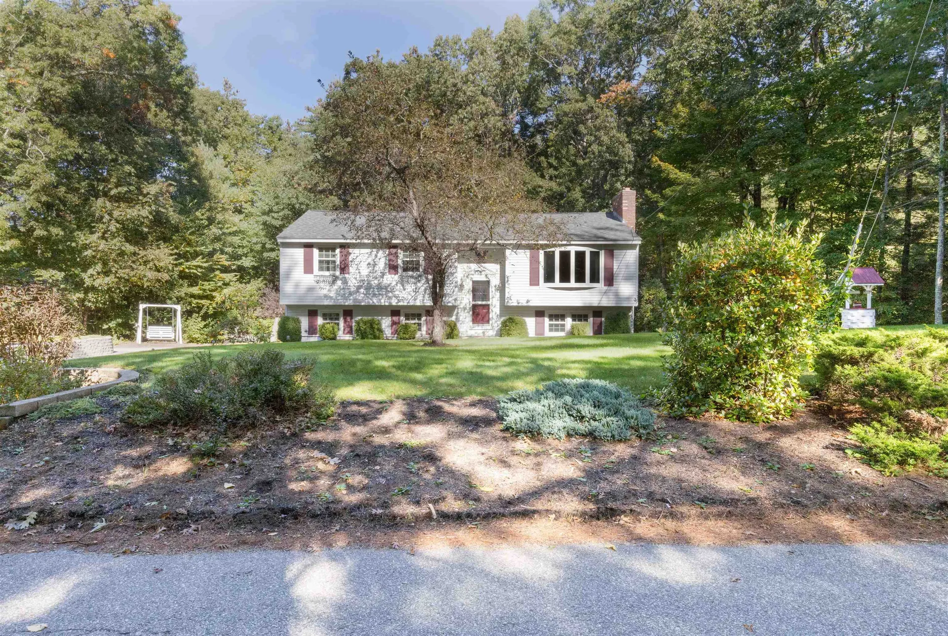 33 Phillipswood Road Sandown NH 03873