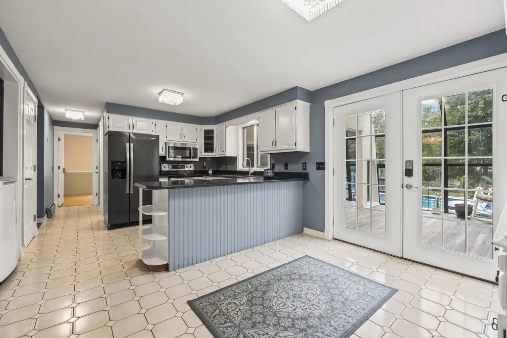 26 Ryan Circle Rochester NH 03867