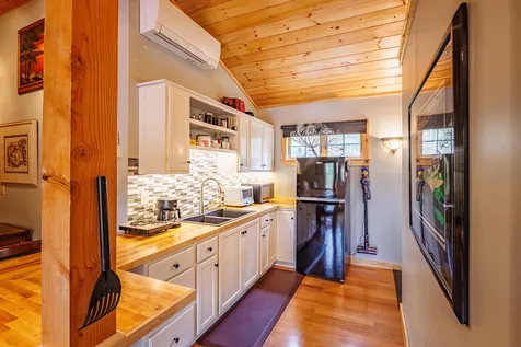 85 Glen Hill Road Dover NH 03820