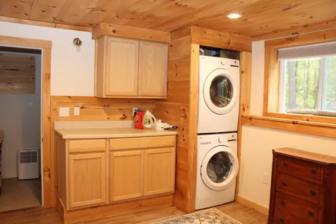16 Falls Avenue Gilford NH 03249