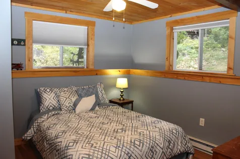 16 Falls Avenue Gilford NH 03249
