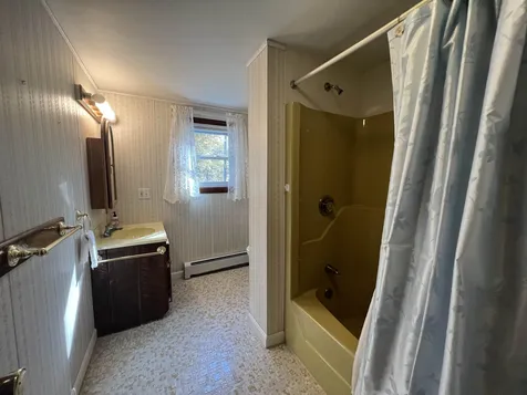 28 French Cross Road Dover NH 03820