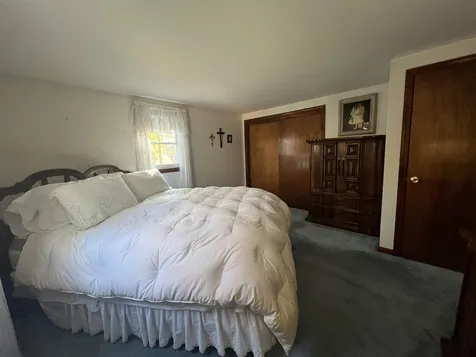 28 French Cross Road Dover NH 03820