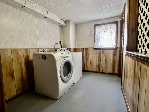 28 French Cross Road Dover NH 03820