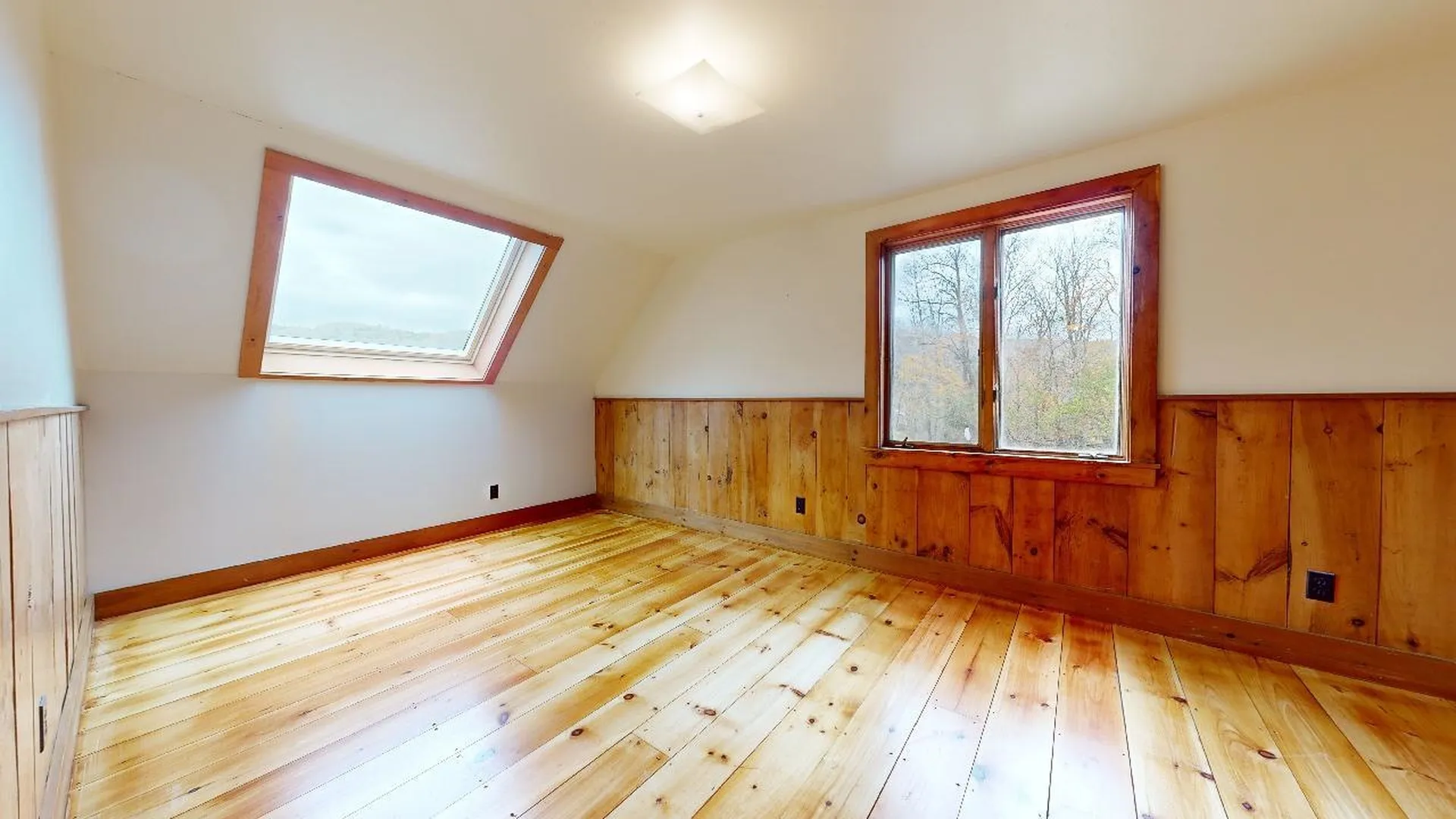 13 Moxley Road Chelsea VT 05038