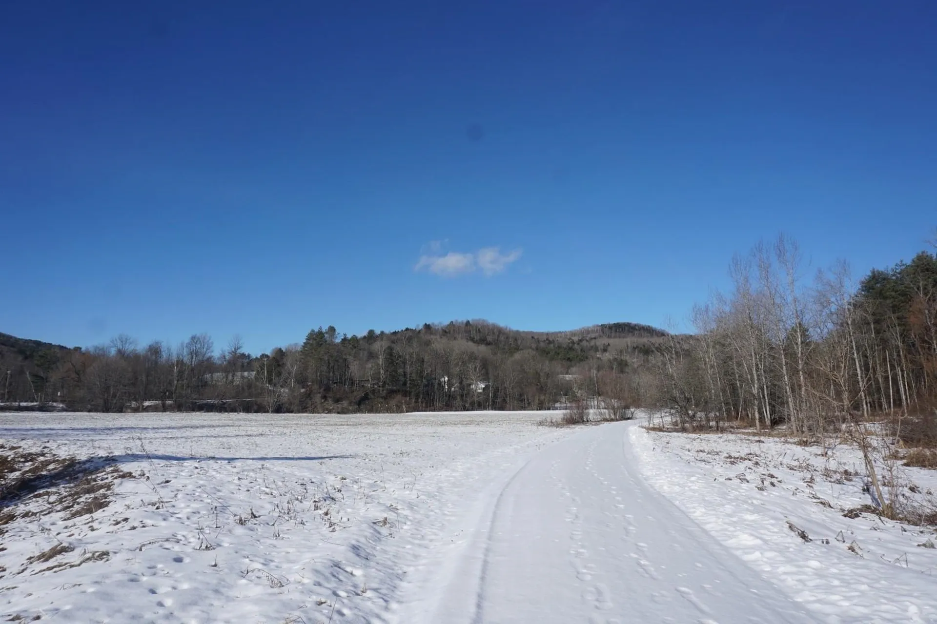 13 Moxley Road Chelsea VT 05038