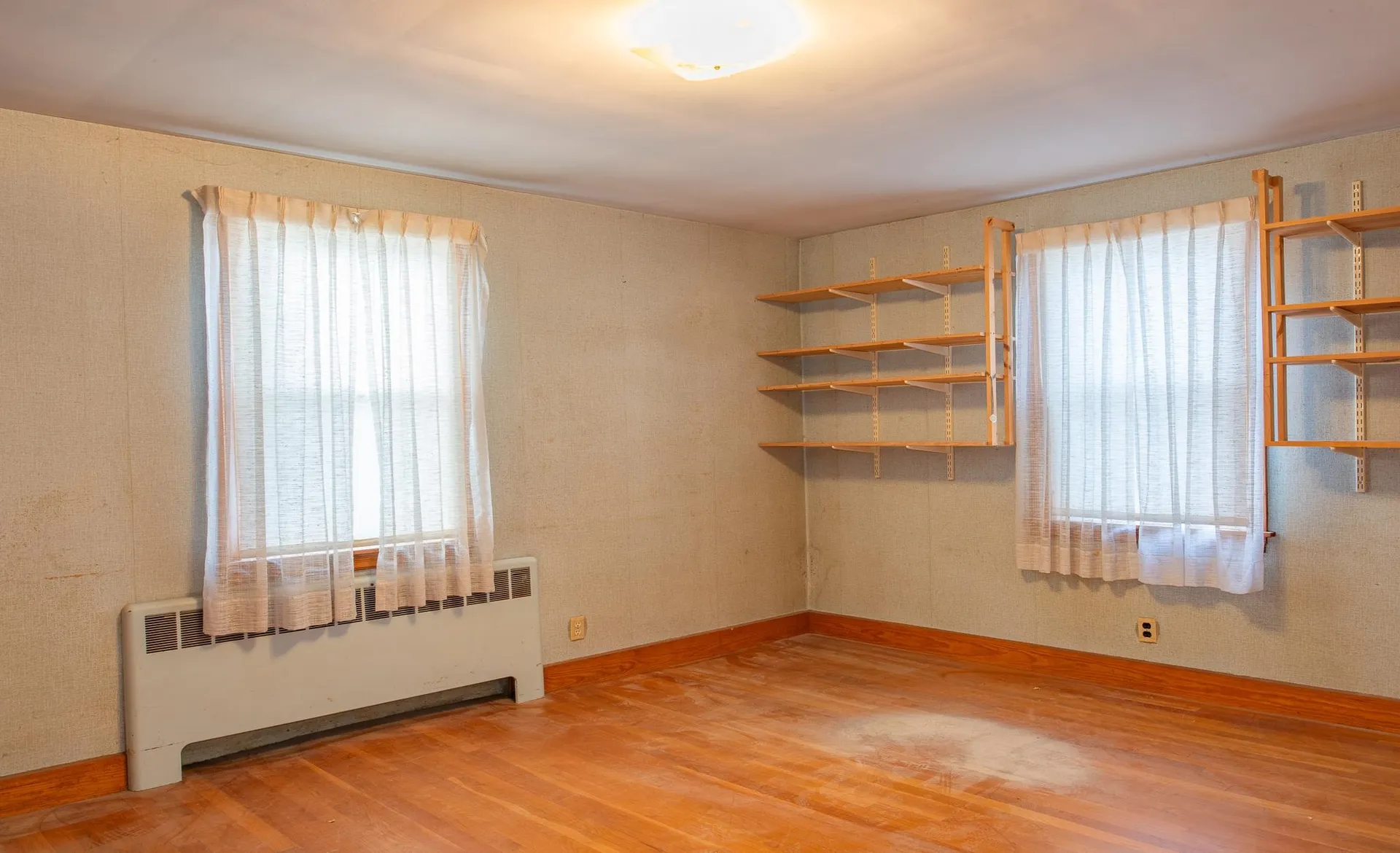 102 Burke Street Nashua NH 03060