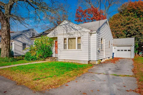 102 Burke Street Nashua NH 03060