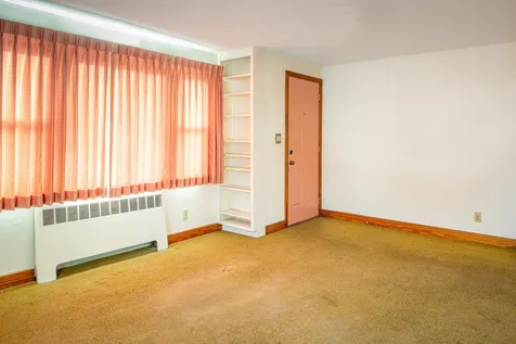 102 Burke Street Nashua NH 03060