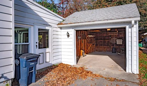 102 Burke Street Nashua NH 03060