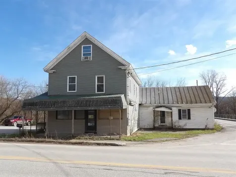 2813 Vt Route 105 Berkshire VT 05447