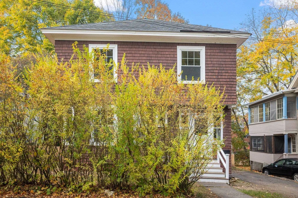 7 Perry Avenue Concord NH 03301