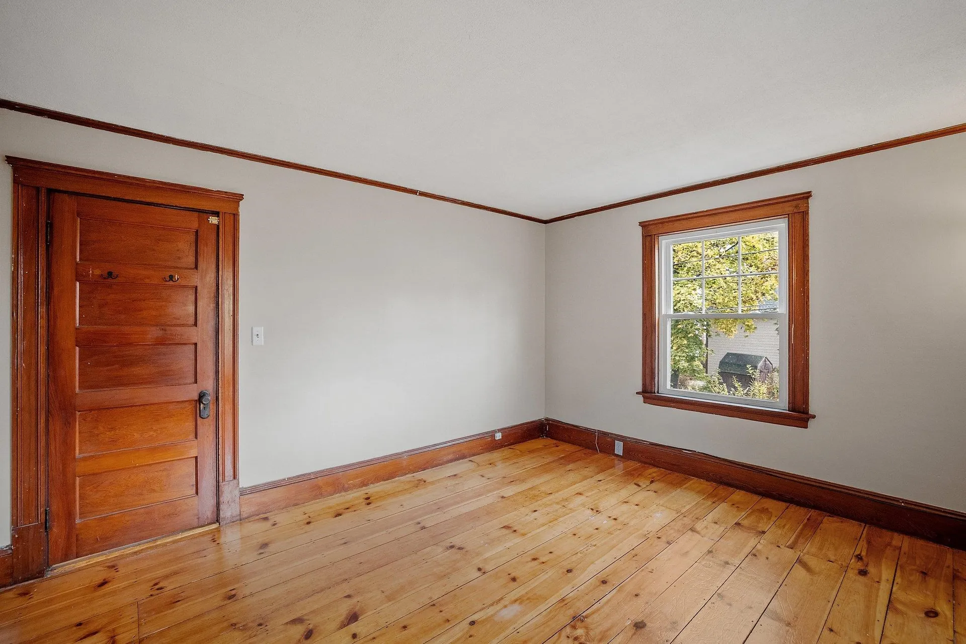 7 Perry Avenue Concord NH 03301