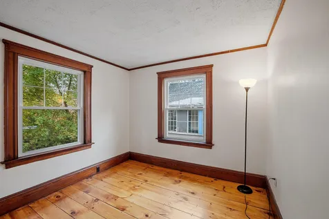 7 Perry Avenue Concord NH 03301