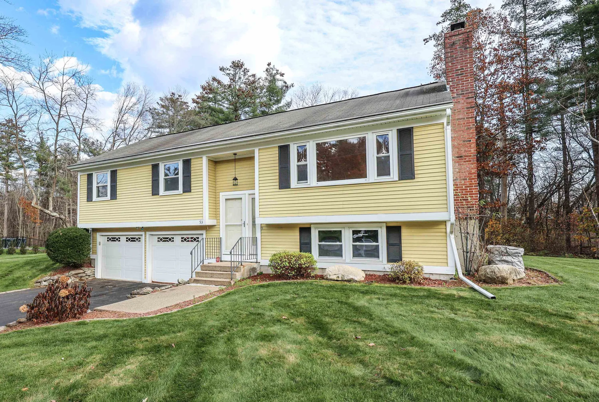 53 Musket Drive Nashua NH 03062