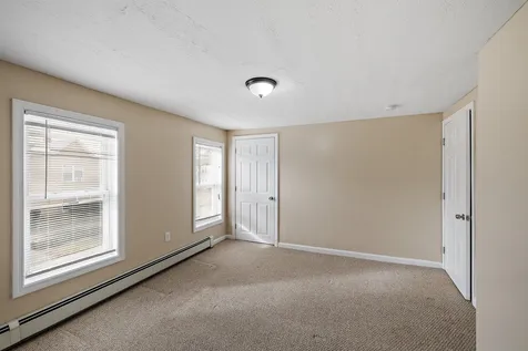 960 Clay Street Manchester NH 03103