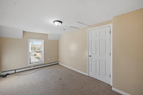 960 Clay Street Manchester NH 03103