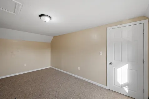 960 Clay Street Manchester NH 03103