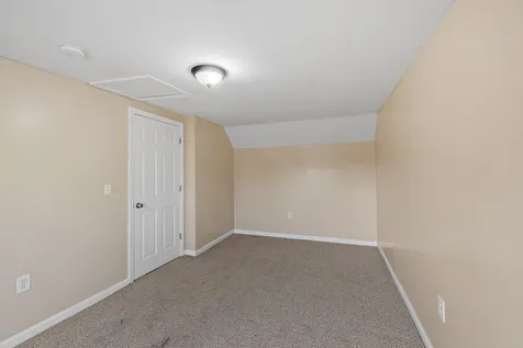 960 Clay Street Manchester NH 03103