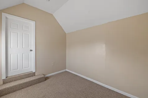 960 Clay Street Manchester NH 03103