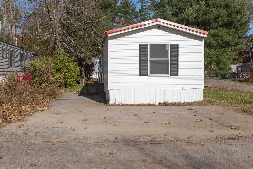 2 Cherry Street Exeter NH 03833