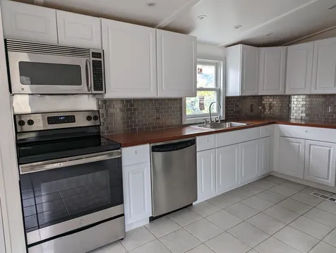 2 Cherry Street Exeter NH 03833