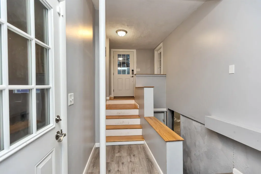34 Sebbins Pond Drive Bedford NH 03110
