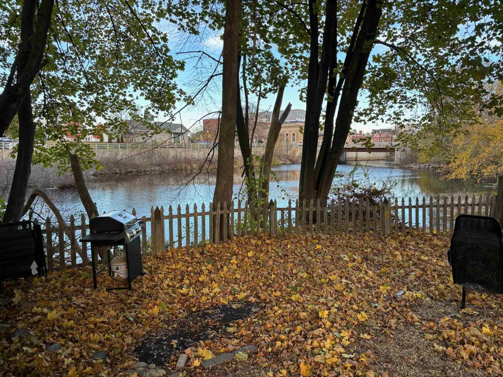 26 River Street Rochester NH 03867
