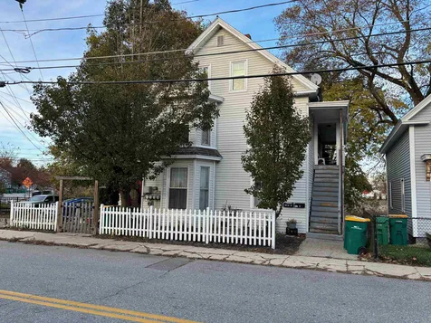 26 River Street Rochester NH 03867