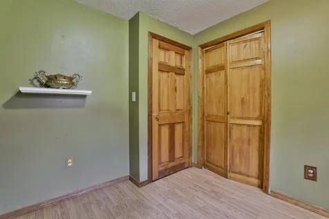 4 Viza Avenue Derry NH 03038