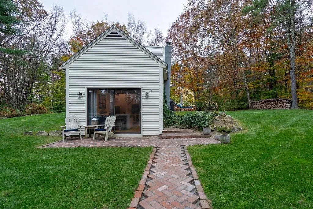 107 Dover Road Durham NH 03824