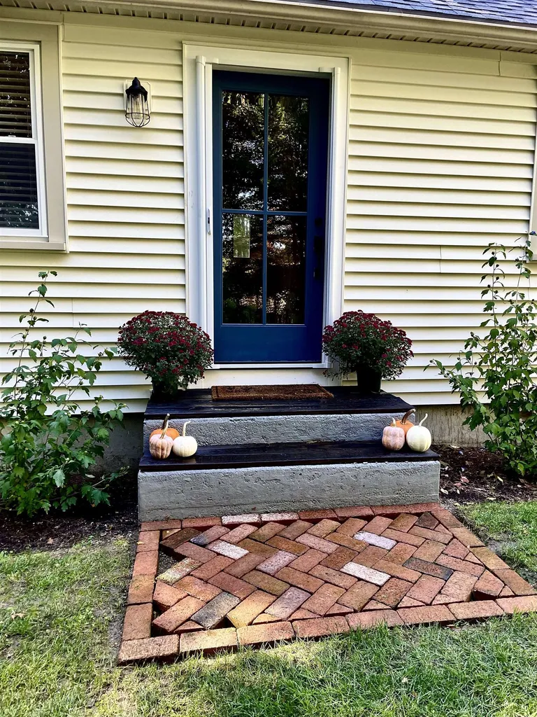 107 Dover Road Durham NH 03824