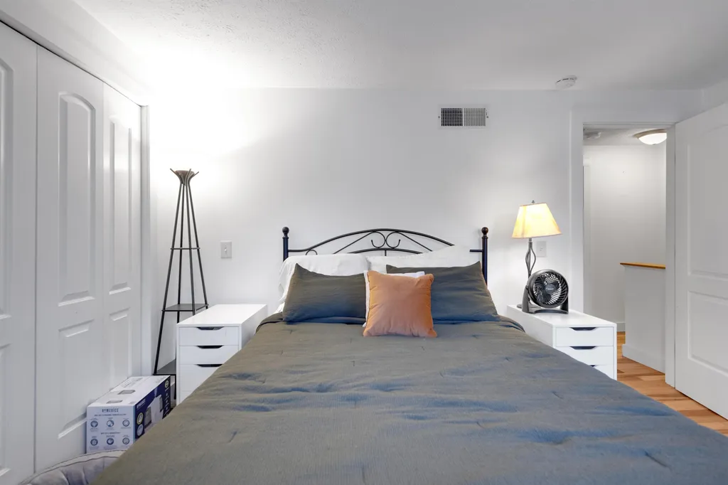 58 Dunn's Bridge Lane Dover NH 03820