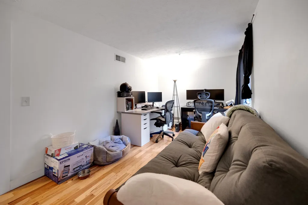 58 Dunn's Bridge Lane Dover NH 03820