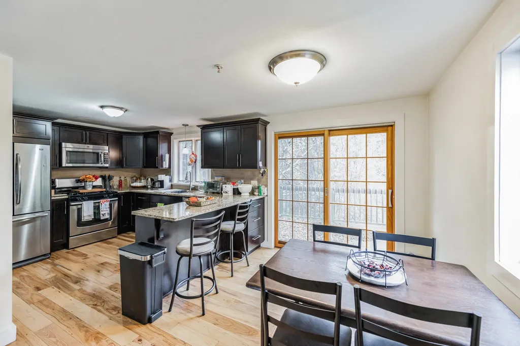 58 Dunn's Bridge Lane Dover NH 03820