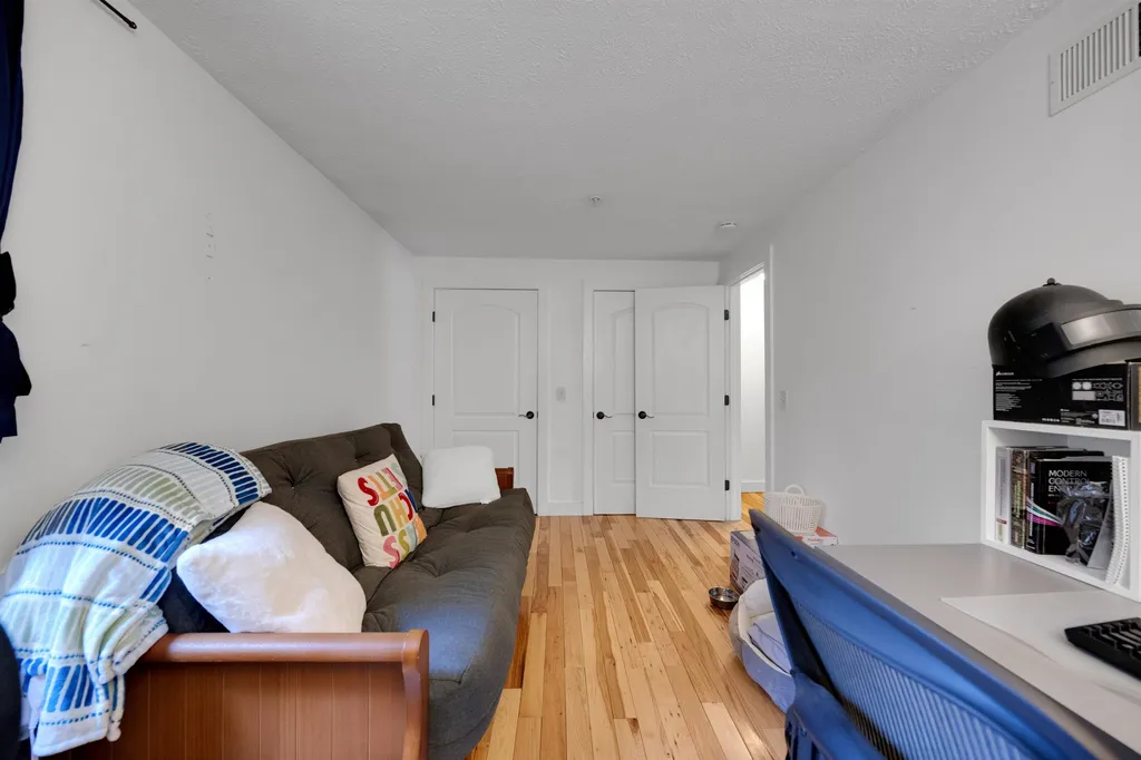 58 Dunn's Bridge Lane Dover NH 03820