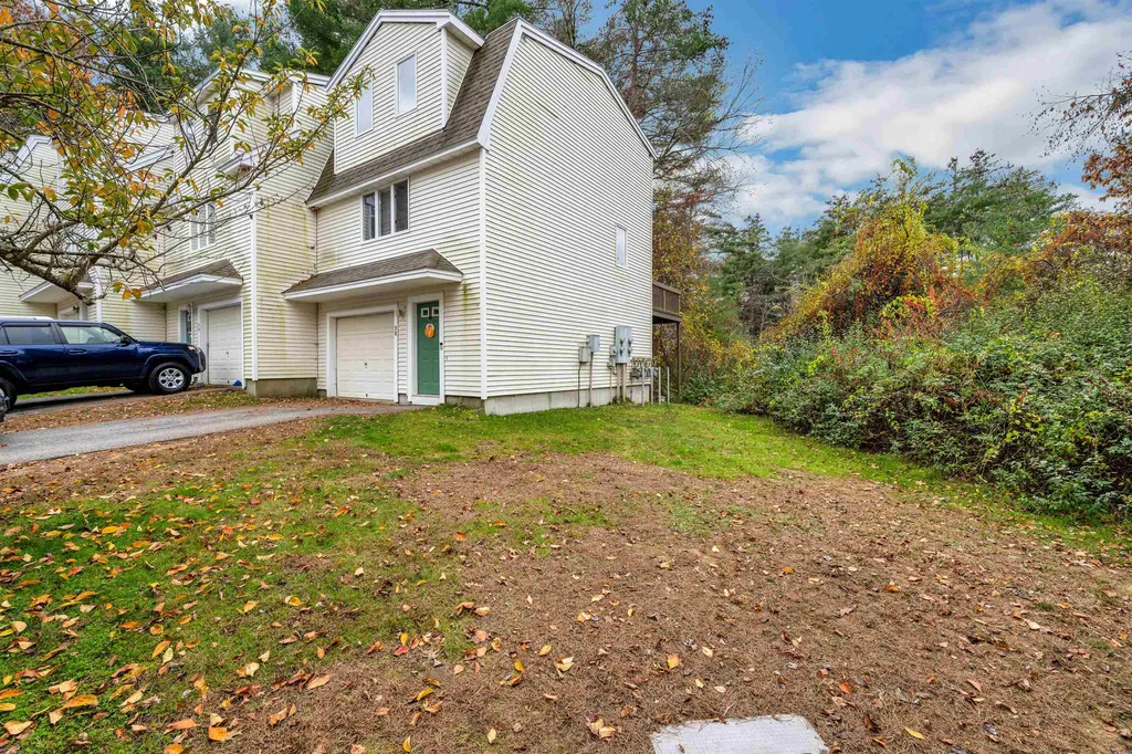 58 Dunn's Bridge Lane Dover NH 03820