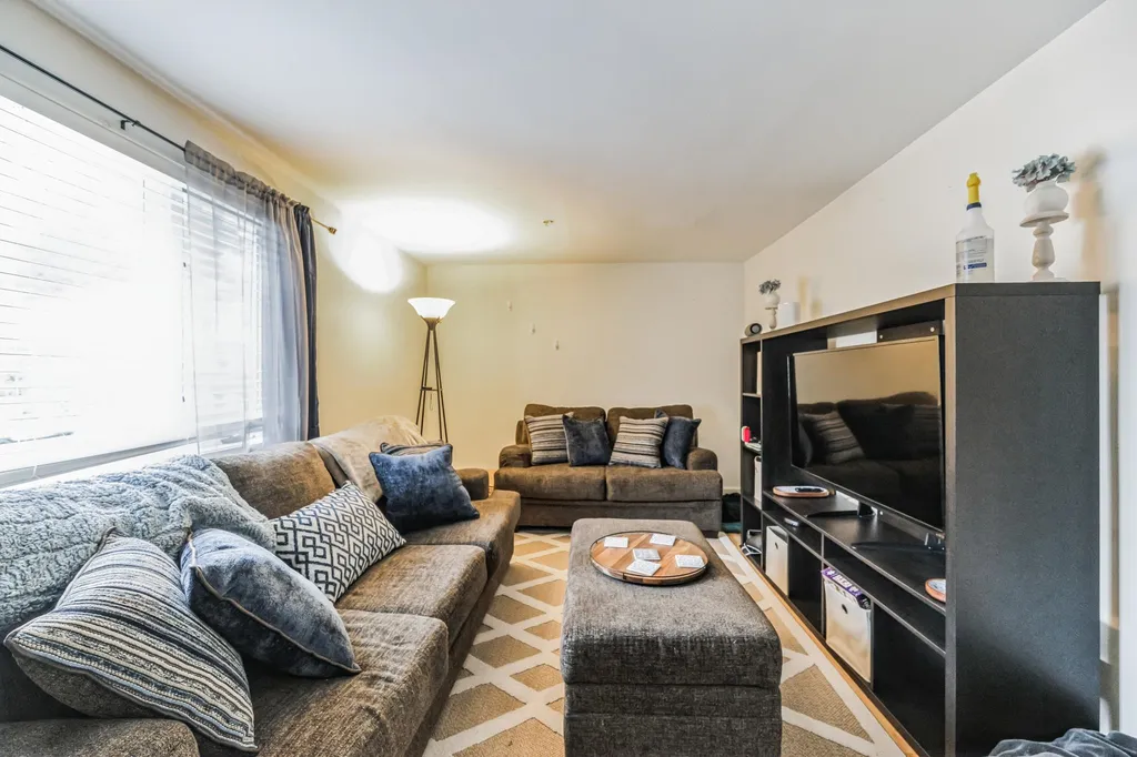 58 Dunn's Bridge Lane Dover NH 03820